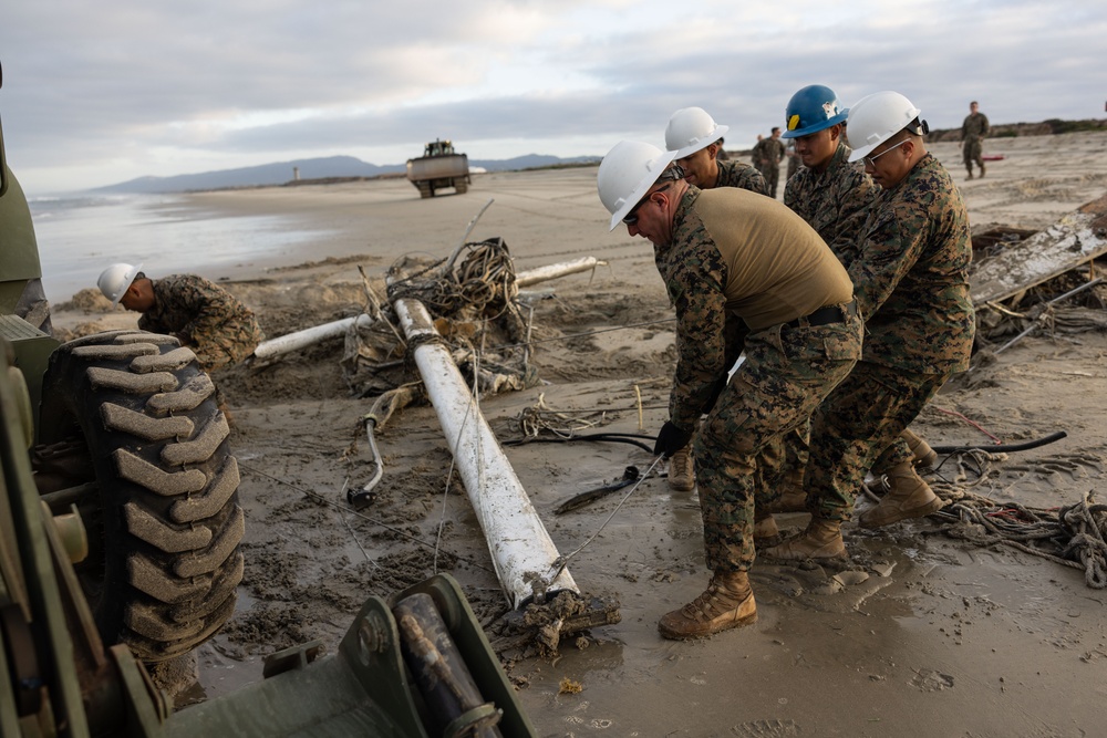 7th ESB Executes Boat Rescue Mission