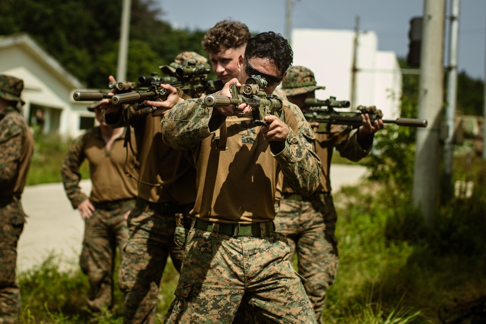 ROK Marines, BLT 1/5 Conduct Urban Operations Training