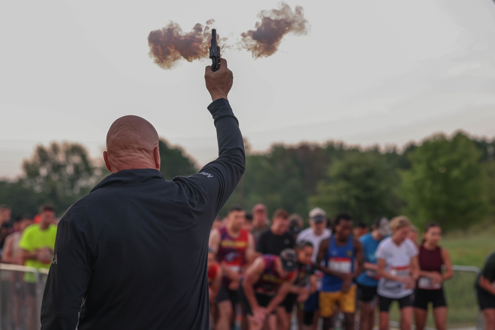 Runners participate in Quantico 12k at OCS