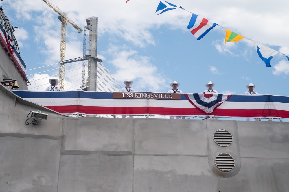 USS Kingsville Commissions in Corpus Christi