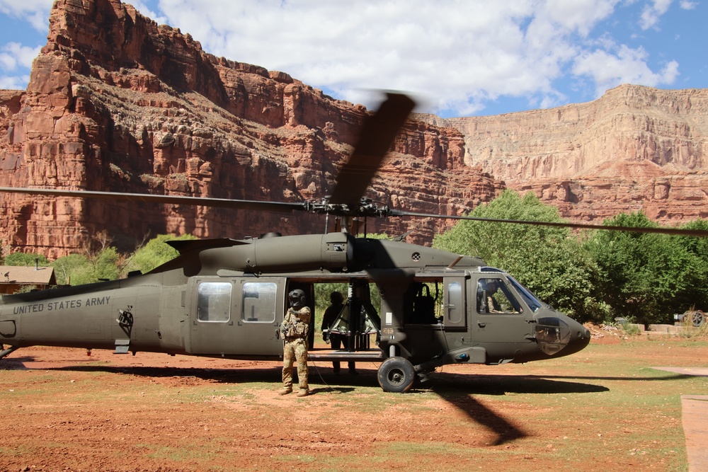 The Arizona National Guard Aids in Tourist Evacuation