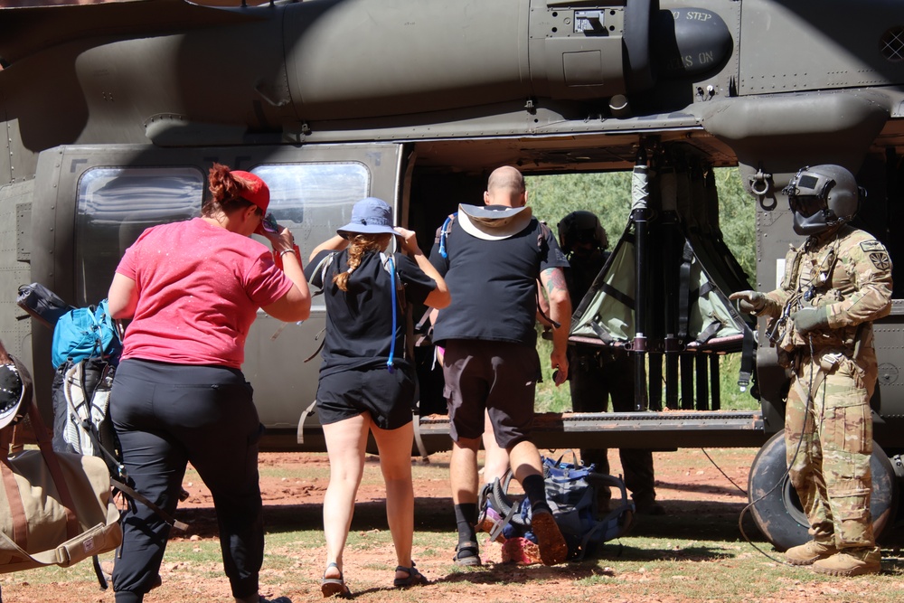 The Arizona National Guard Aids in Tourist Evacuation