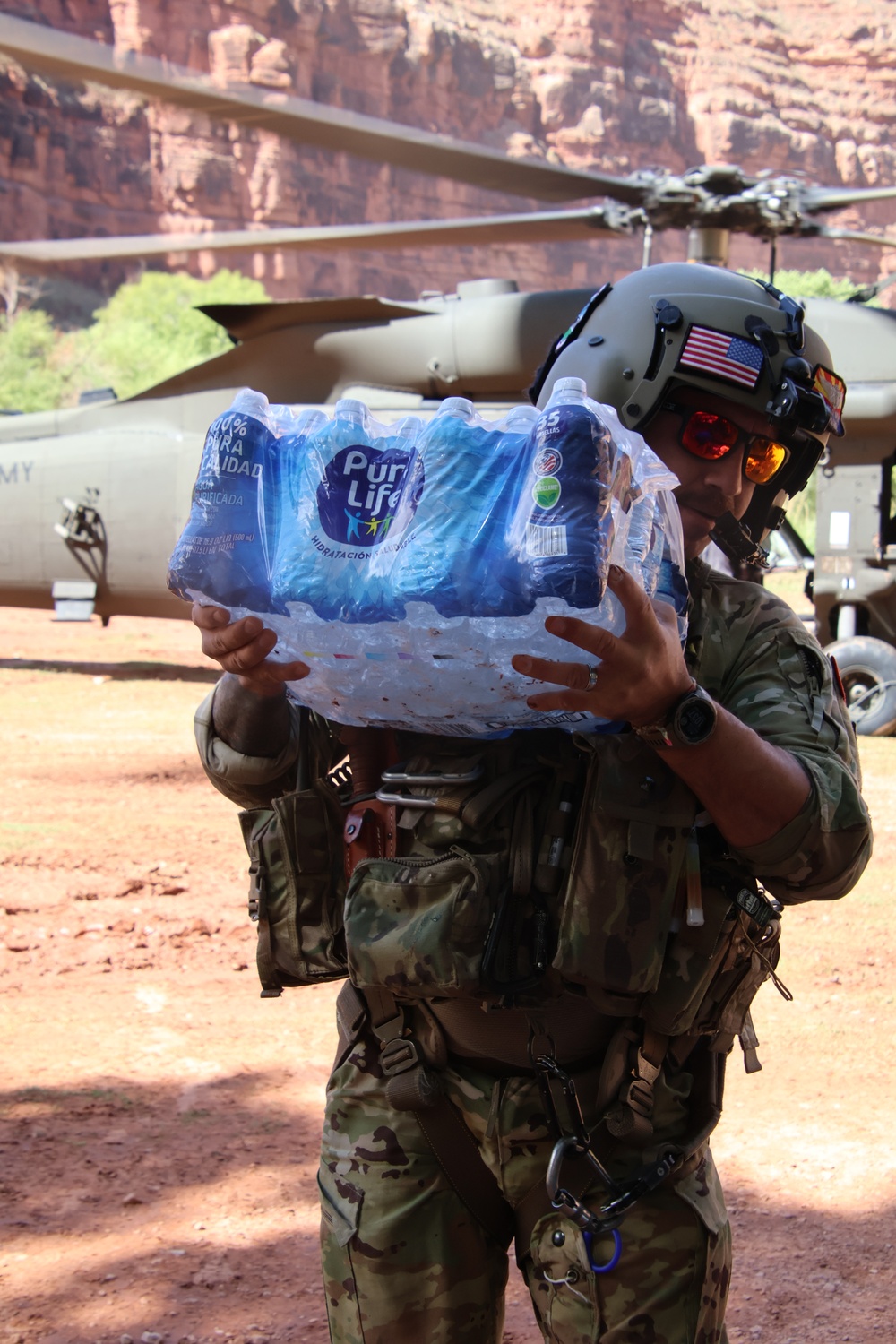 The Arizona National Guard Aids in Tourist Evacuation