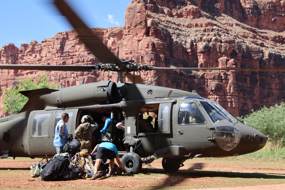 The Arizona National Guard Aids in Tourist Evacuation