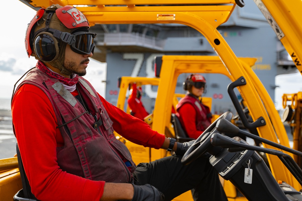 Ford Sailors Conduct an Ammunition Onload