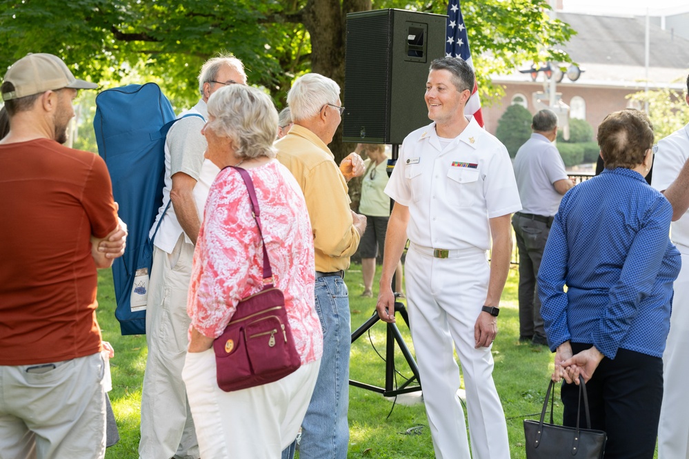 Navy Band Country Current Performs in Freeport