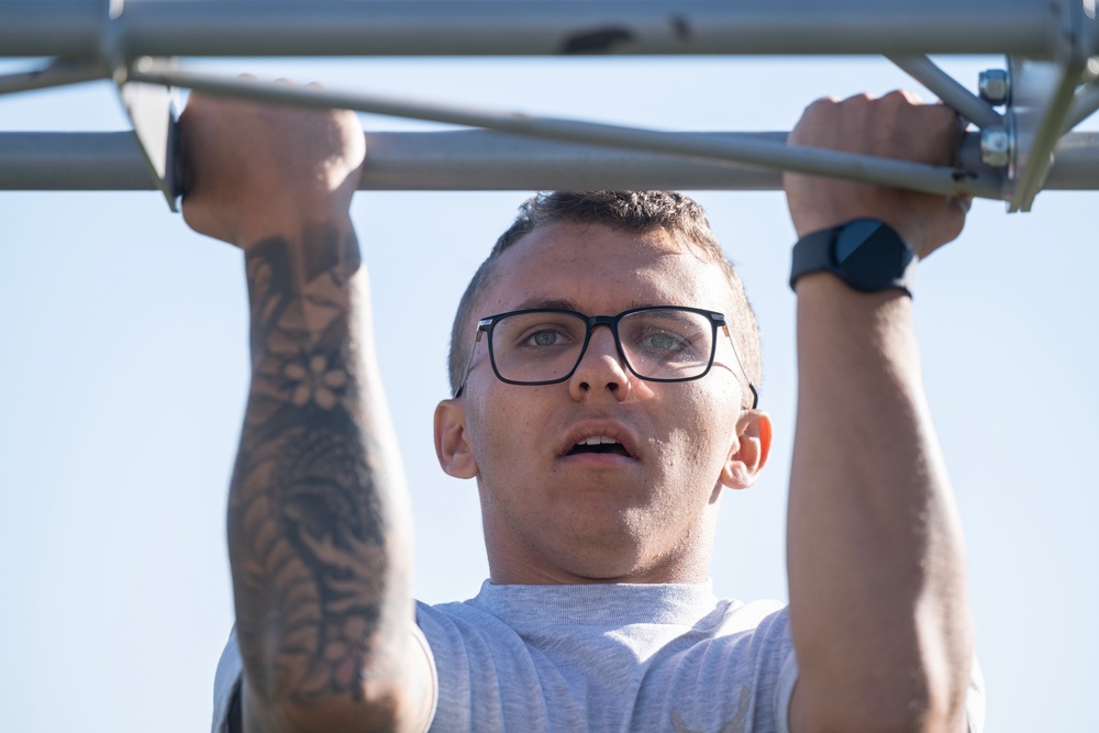 Airmen, Soldiers Perform Joint Qualification for German Armed Forces Proficiency Badge