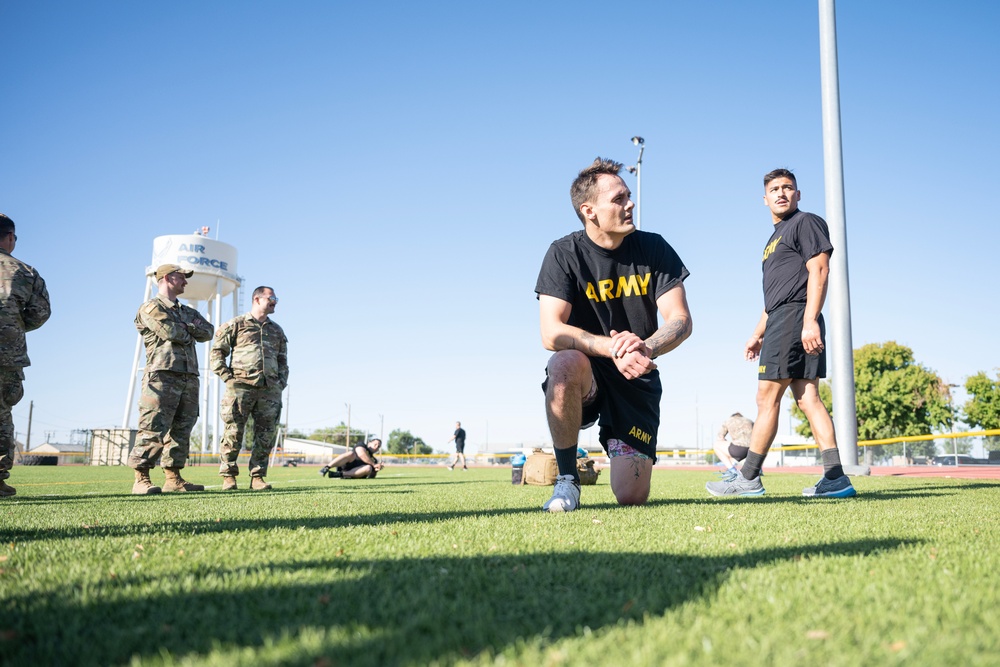 Airmen, Soldiers Perform Joint Qualification for German Armed Forces Proficiency Badge