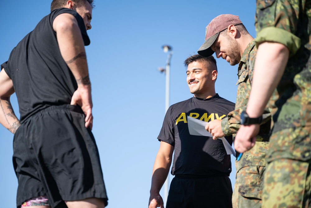 Airmen, Soldiers Perform Joint Qualification for German Armed Forces Proficiency Badge