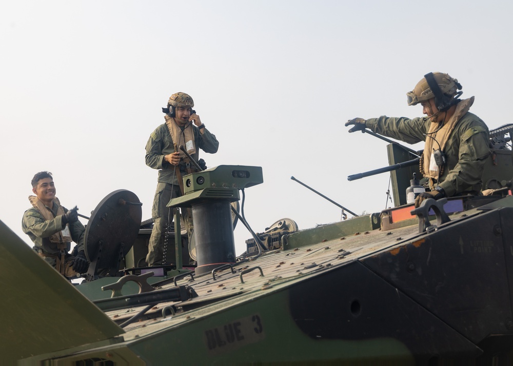 SY24 | 15th MEU Conducts Shore to Ship Movement