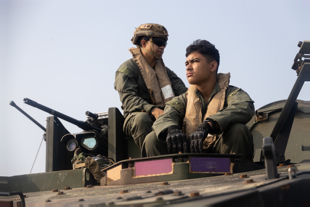 SY24 | 15th MEU Conducts Shore to Ship Movement