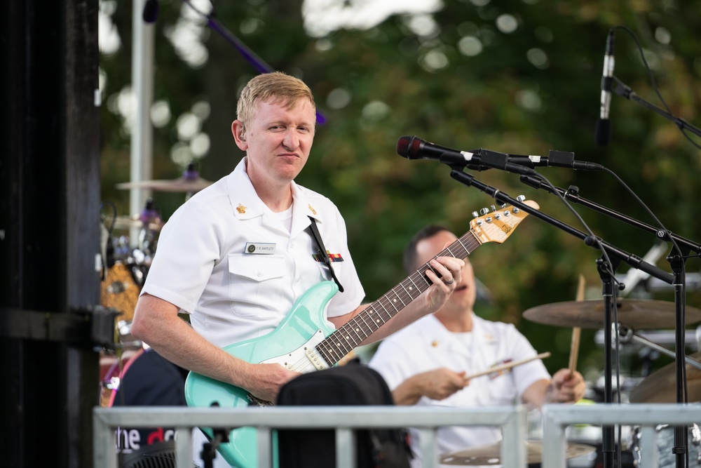 Navy Band performs in Lake George