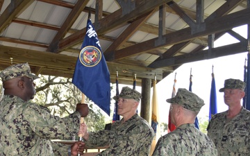 Pyles relieves Panke at first ever EMF-M Change of Command