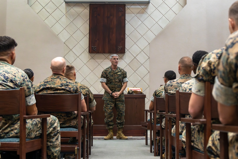 Assistant Commandant, Ge. Mahoney, visits Task Force 61/2