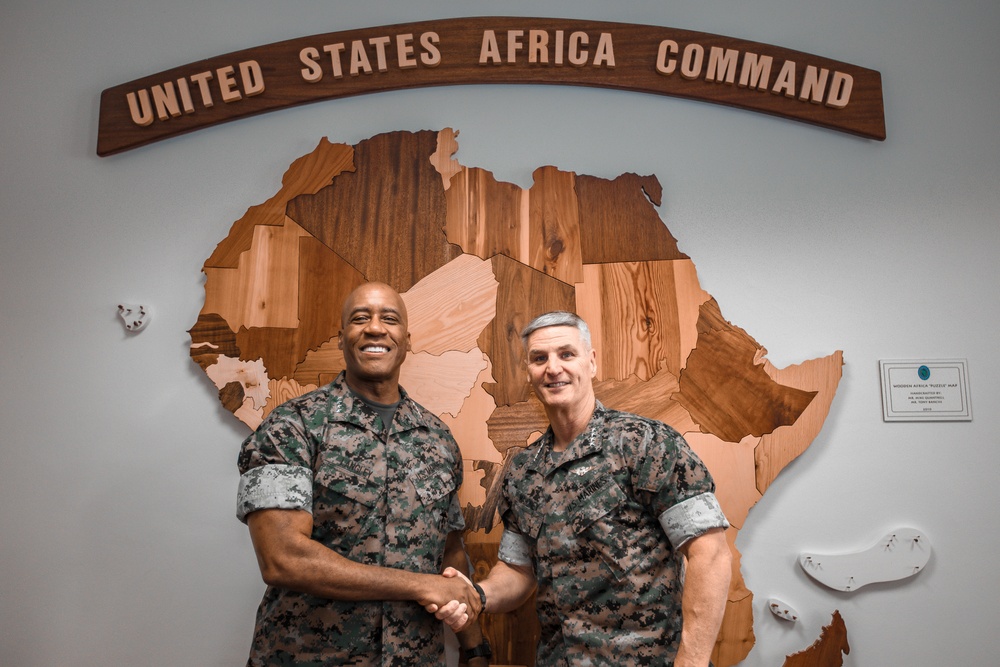 Assistant Commandant, Gen. Mahoney, visits Stuttgart, Germany