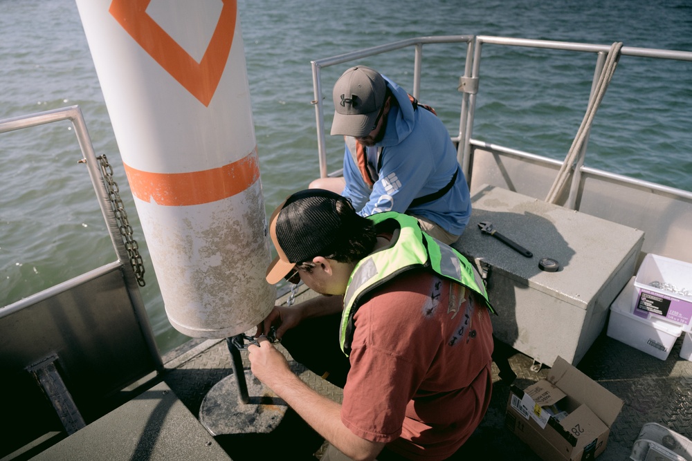 Safety Buoys Placed at Buffalo Outer Harbor