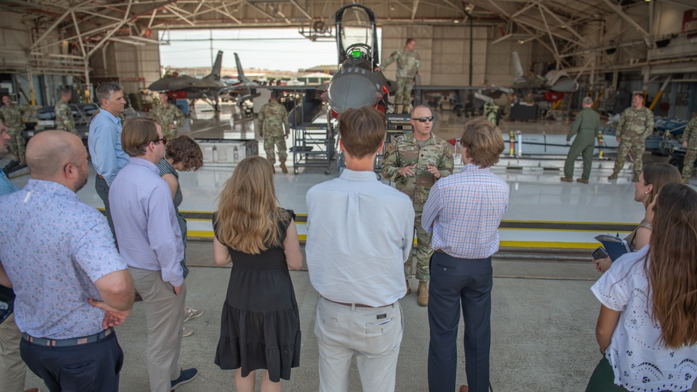 Oklahoma Congressional Staff Meets with 138th Fighter Wing Leadership