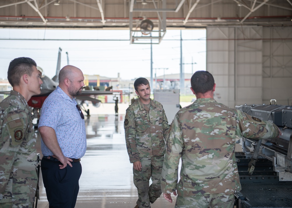 Oklahoma Congressional Staff Meets with 138th Fighter Wing Leadership