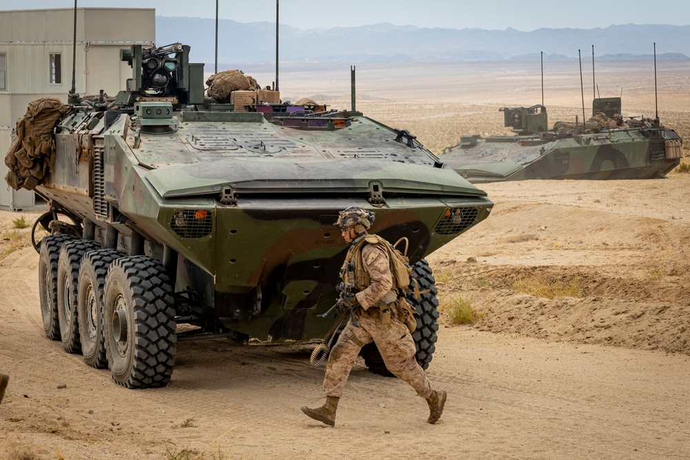 Marines with 3/5 conduct urban lanes during AFX as part of SLTE 5-24