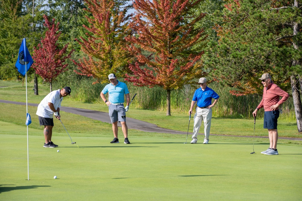 Military Personnel Participate in the NGAUS Golf Outing