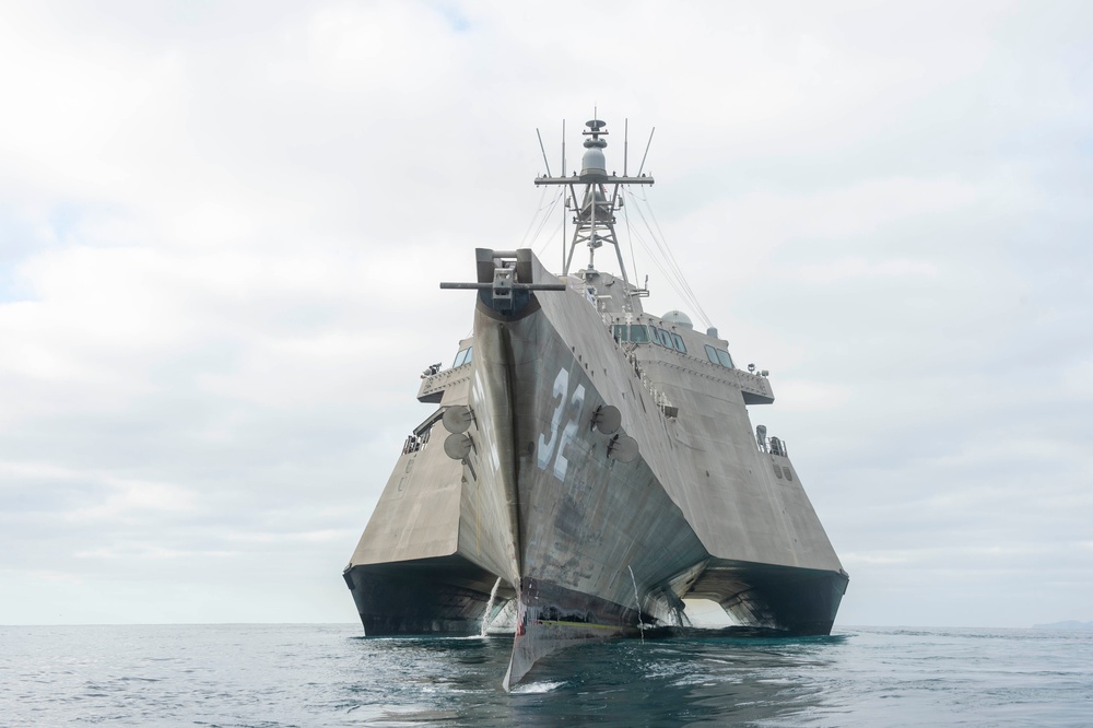 USS Santa Barbara (LCS 32) Underway at Sea