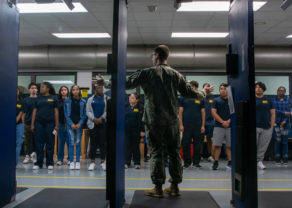 Future Sailors tour RTC