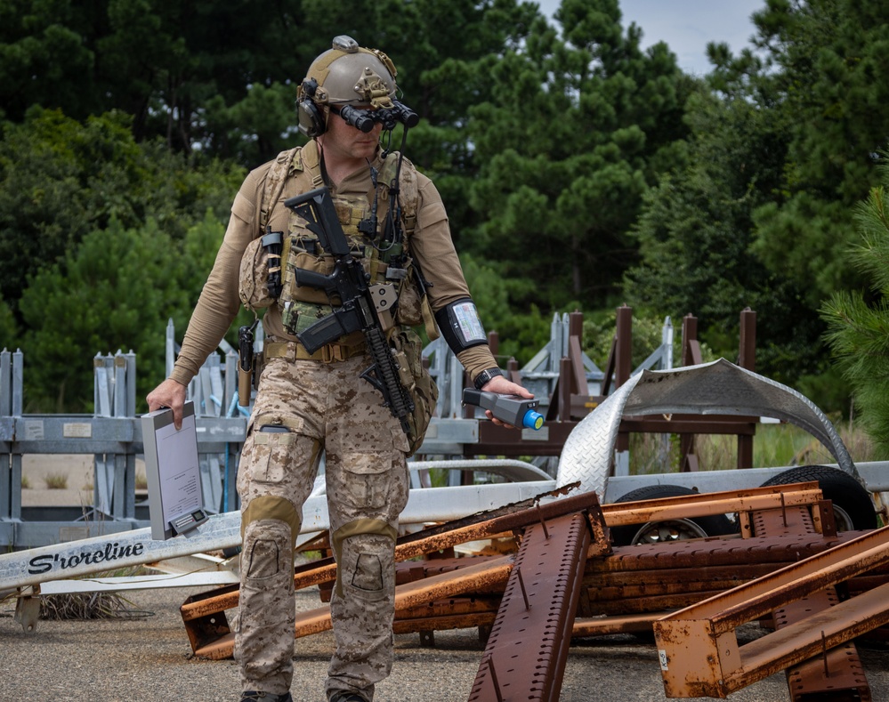 Navy EOD King Crab Competition