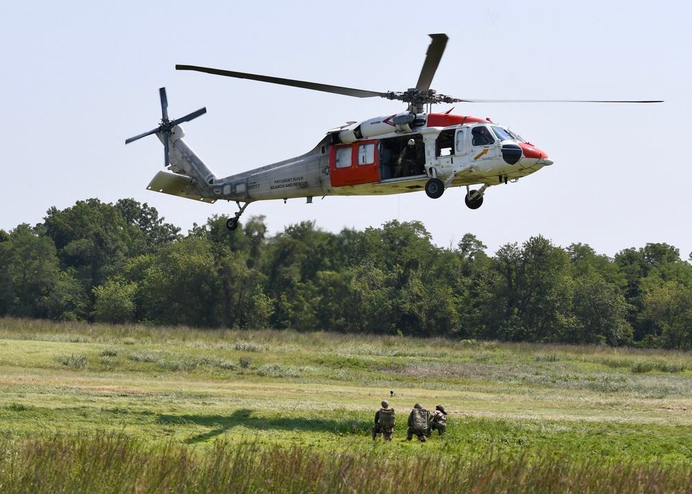 Pax River Search and Rescue Trains with EOD Mobile Unit 12