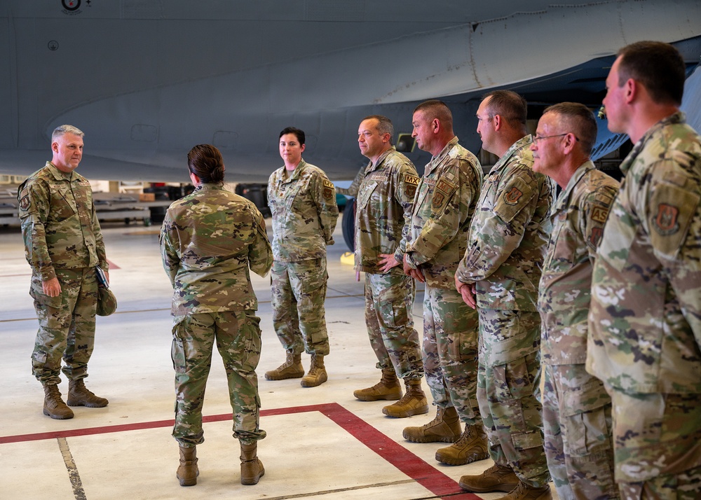 OC-ALC Commander Visits 507th ARW