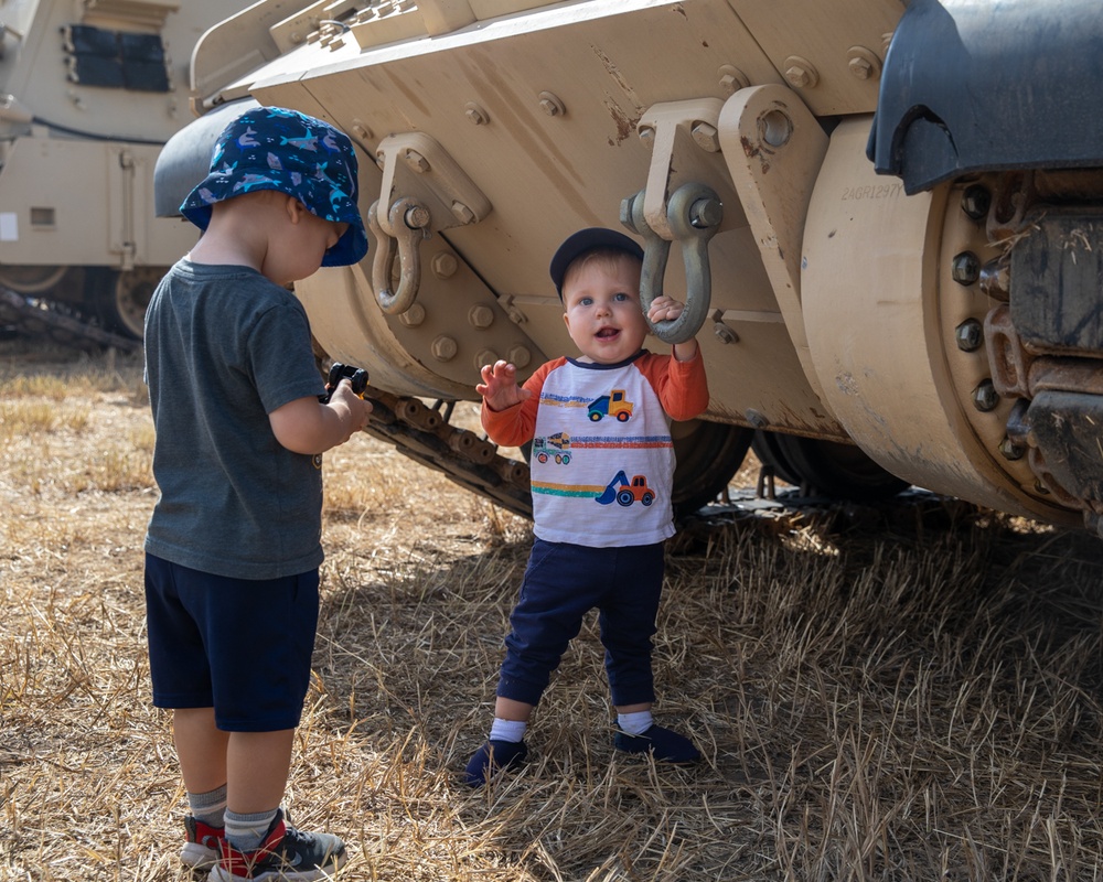 Families Attend Digger Days