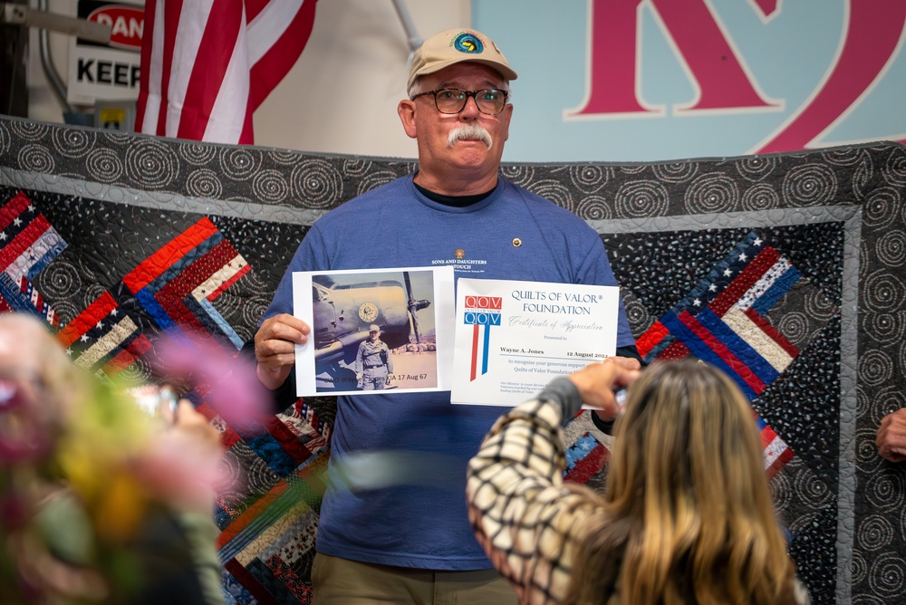 Vietnam Veterans reunite with mission-flown aircraft