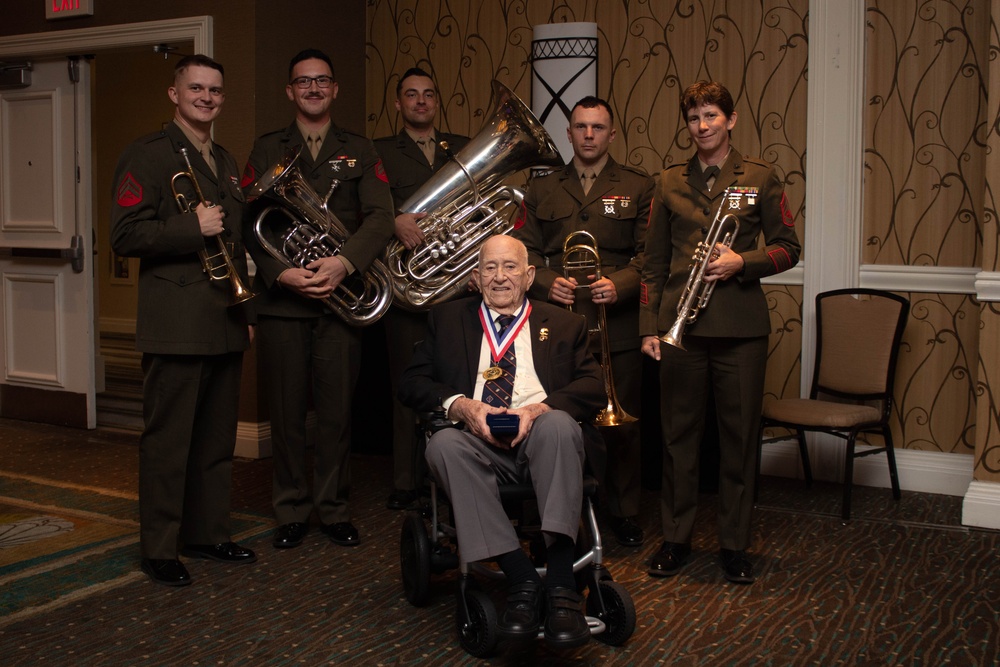 1st MARDIV Association hosts annual reunion banquet