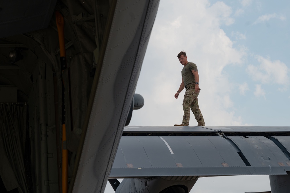 Phantom fire: 4th SOS trains on AC-130J Ghostrider gunship