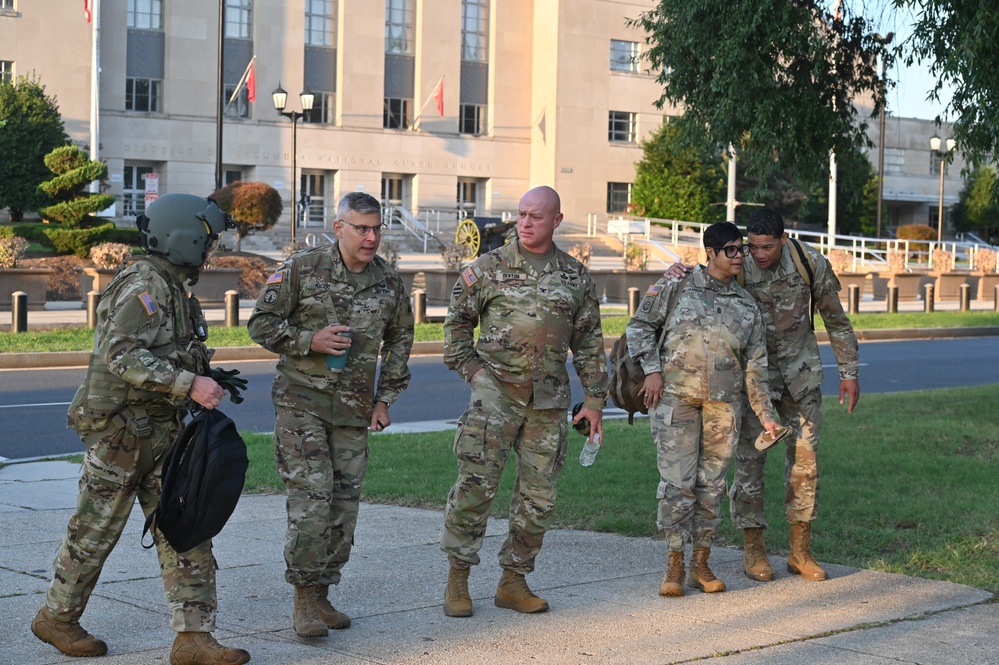 DCARNG Aviation provides Land Component Command (LCC) senior leaders transport