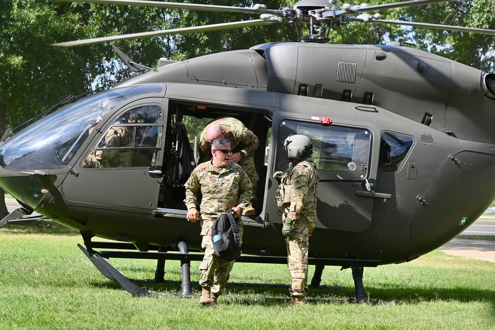 DCARNG Aviation provides Land Component Command (LCC) senior leaders transport