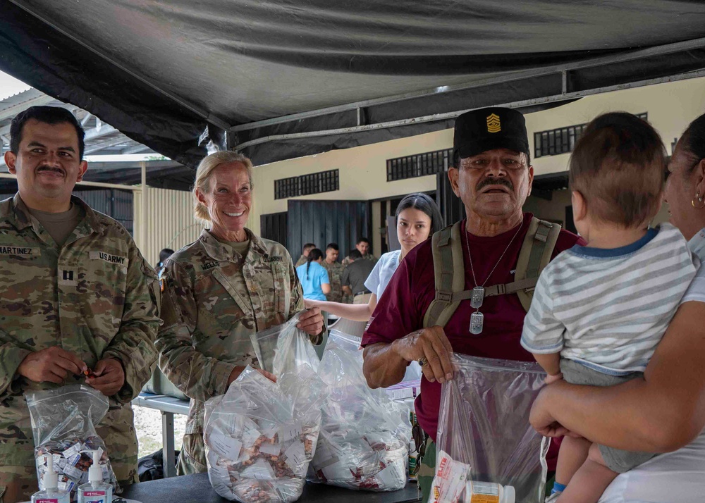 Over 475 La Paz community members receive medical care