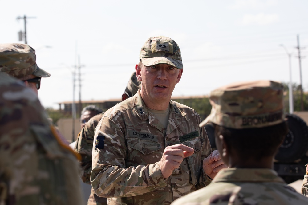 III Armored Corps Deputy Commanding Generals asses the conditions of HHBN's Maintenance and Equipment