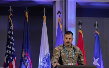 Brig. Gen. Wagh introduces Military Historian during the Joint Leadership Conference in Detroit, Mi.