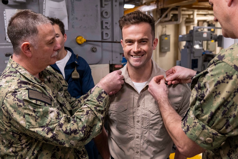 Submarine Force U.S. Pacific Fleet Commander Promotes USS Emory S. Land Military Sealift Command Ship’s Master