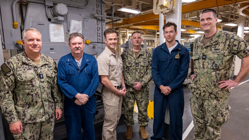 Submarine Force U.S. Pacific Fleet Commander Promotes USS Emory S. Land Military Sealift Command Ship’s Master