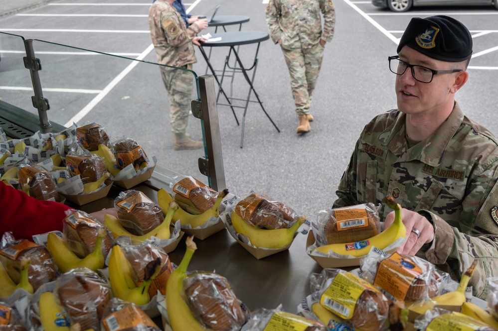 USO truck visits RAF Fairford