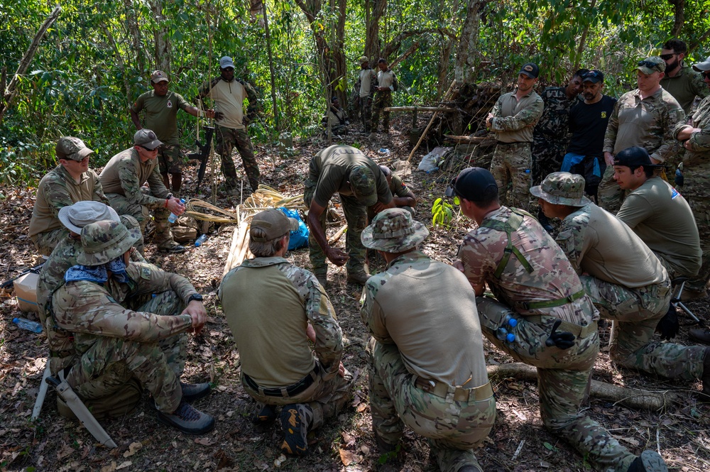 USAF, RAAF, and PNGDF exchange survival tactics during Pacific Angel 24-1