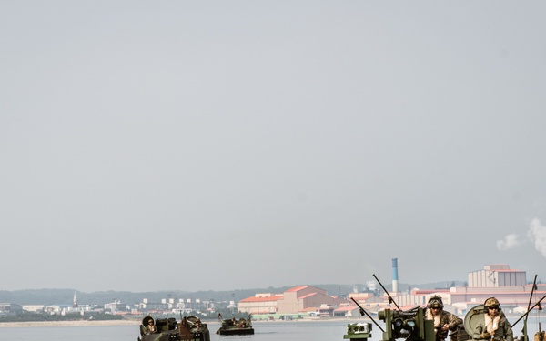 SY 24 | ACVs Reembark Harpers Ferry for Ssang Yong 24