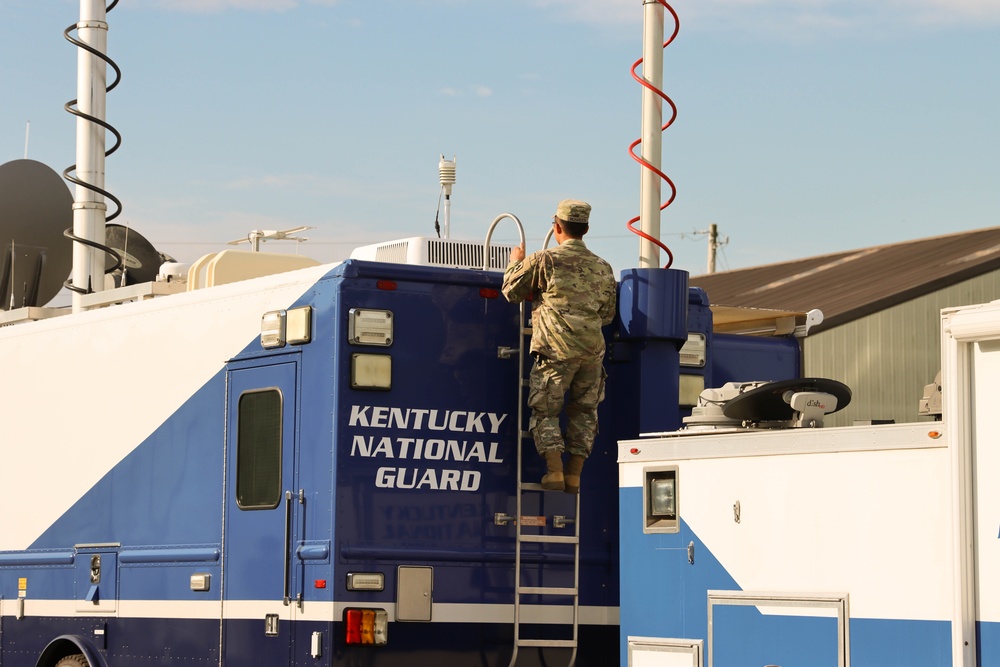 Kentucky National Guard connects communications in natural disaster prep