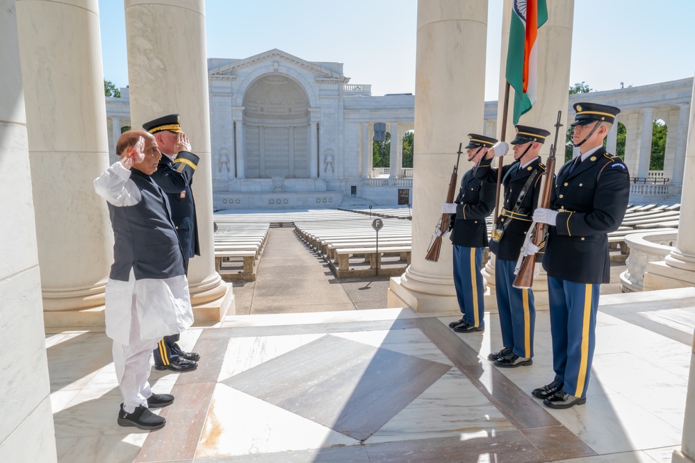 Armed Forces Full Honors Wreath Ceremony