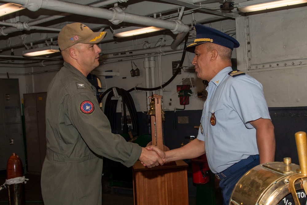 Members of Moroccan Military visit USS Carl Vinson