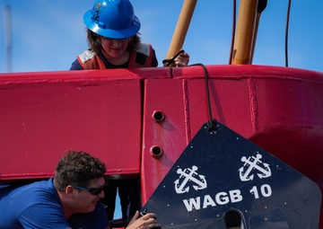 U.S. Coast Guard Cutter Polar Star returns to Seattle following dry dock repairs