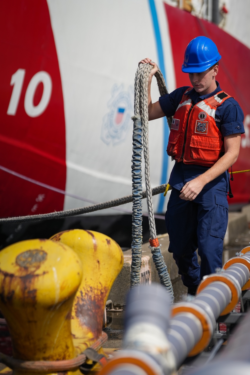 U.S. Coast Guard Cutter Polar Star returns to Seattle following dry dock repairs