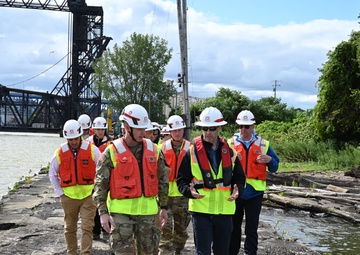 USACE Buffalo District Command Team Visits Cleveland West Pier