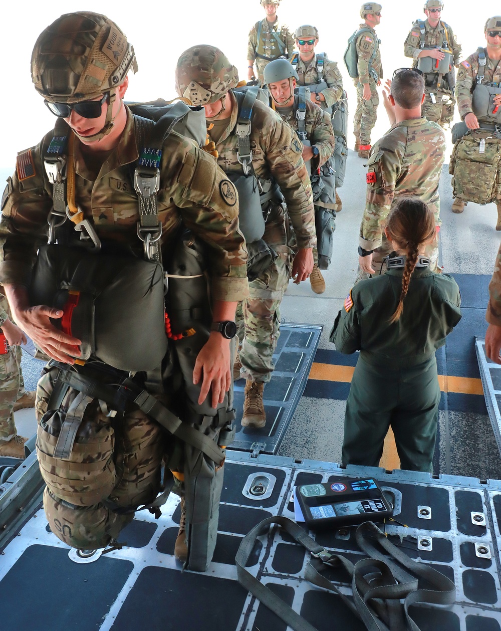 JB MDL- 404 Civil Affairs (Airborne) Conducts Airborne Operation
